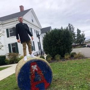 Meet your Posher, Scott